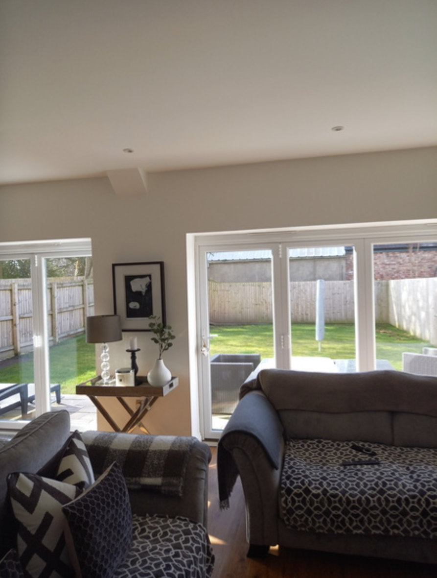 Painter and Decorator: Image 1